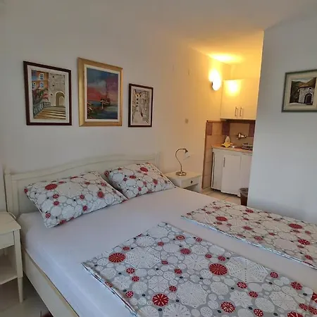 Vejo Apartment